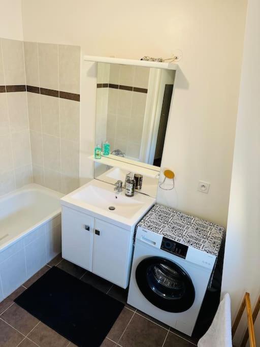 Superbe Duplex-15 Min Disneyland Villa Croissy-Beaubourg Buitenkant foto